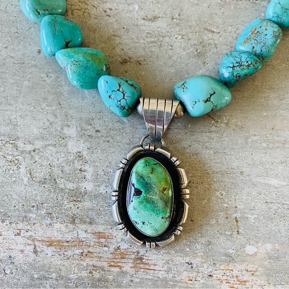 SOLD ♥️ Navajo ♥️ Vintage Sterling Silver & Turquoise Toggle Necklace - Picture 2 of 8